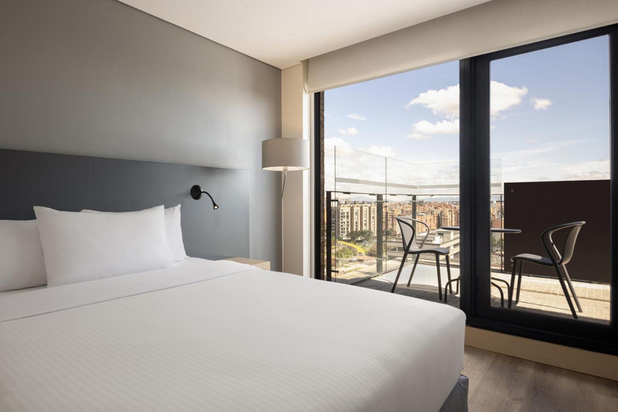 Fairfield By Marriott Bogota Embajada Hotel Exterior photo